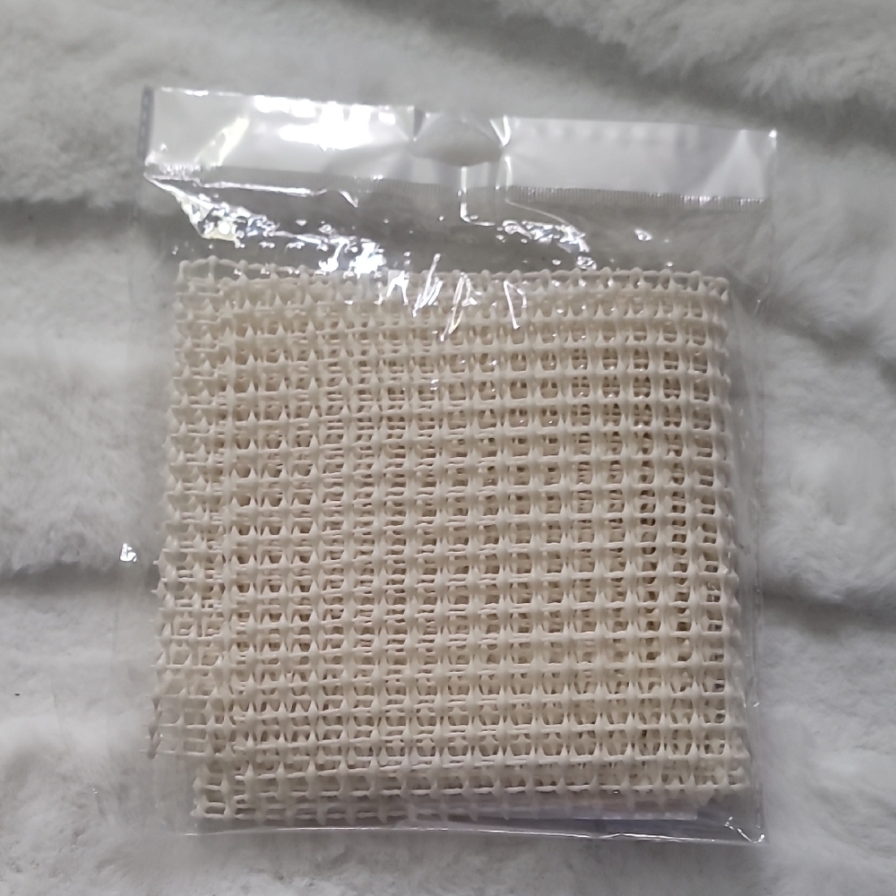 Home Collection Cream Nonslip Rug Underlay - Picture 4 of 5